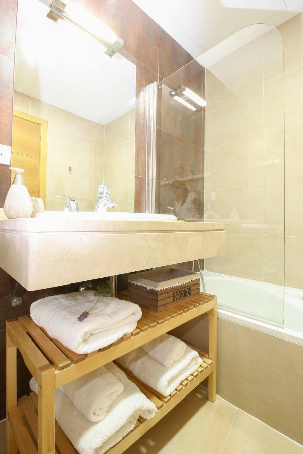 Apartamento San Julian Sevilha Exterior foto