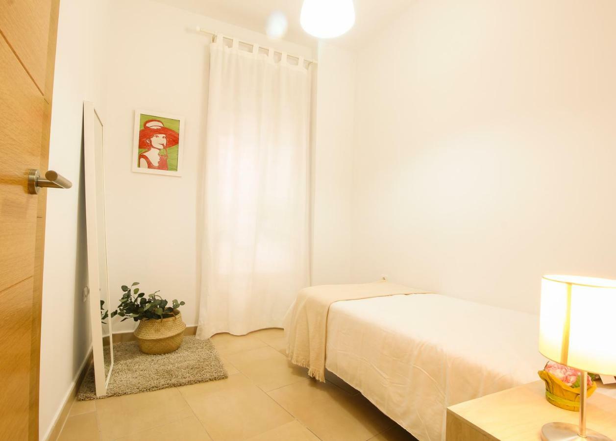 Apartamento San Julian Sevilha Exterior foto