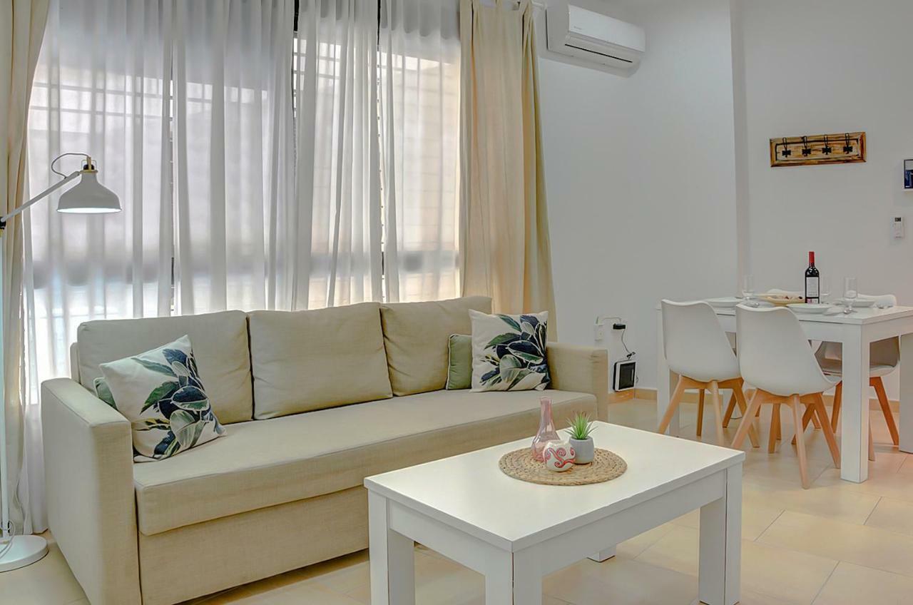 Apartamento San Julian Sevilha Exterior foto